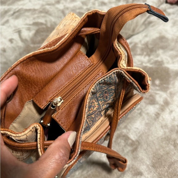 Cork Backpack - Picture 3 of 10